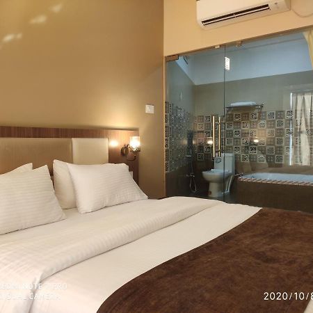 The Pearl Hotel Puri Exterior foto