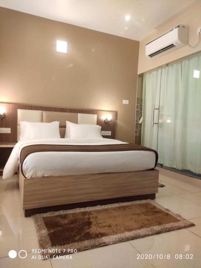 The Pearl Hotel Puri Exterior foto