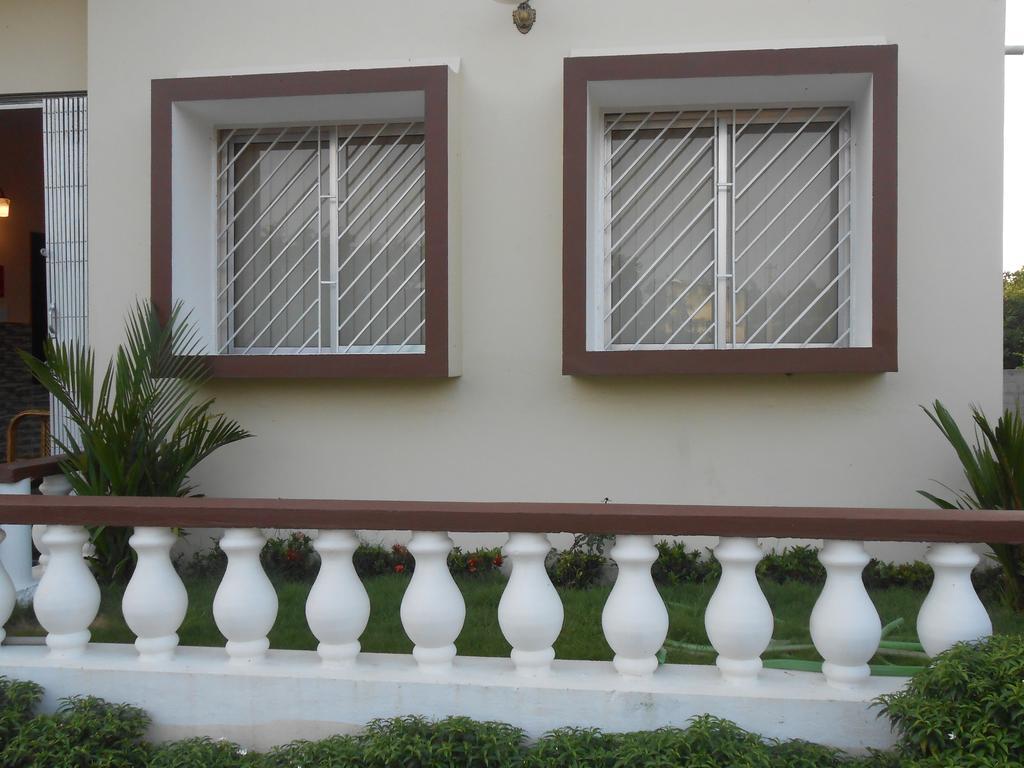 The Pearl Hotel Puri Exterior foto