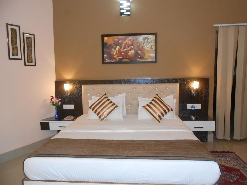 The Pearl Hotel Puri Exterior foto