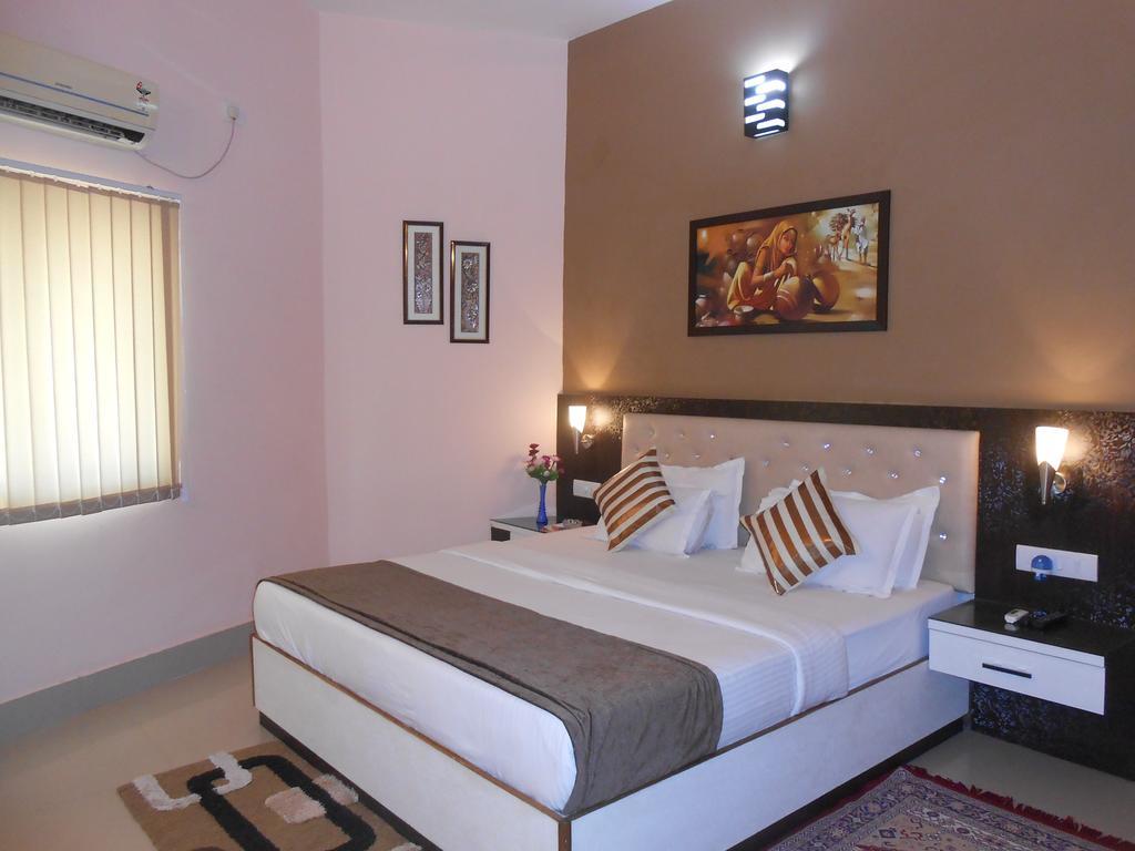 The Pearl Hotel Puri Exterior foto